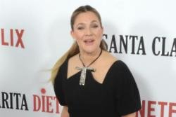 Drew Barrymore to spend Thanksgiving with ex