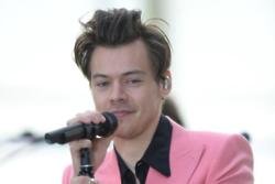 Harry Styles refuses to label his sexuality