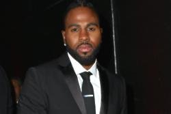 Jason Derulo gets 'kicked off a plane' by airline over baggage dispute