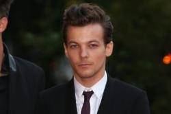 Louis Tomlinson Files For Joint Custody