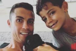 Christiano Ronaldo expecting twins?