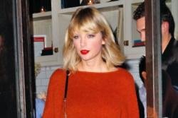 Taylor Swift and Joe Alwyn double date Blake Lively and Ryan Reynolds