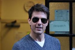 Tom Cruise Hires Helicpoter