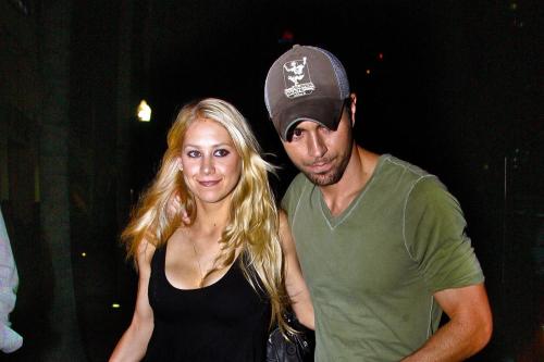 Too Busy? Enrique Iglesias' Longtime Girlfriend Anna Kournikova Has Not Met  His Famous Father