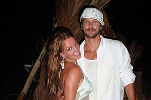 Britney Spears Left In Dark Over Kevin Federline's Pregnant Partner ...