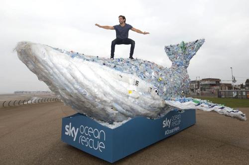 Jamie Jewitt shows love for the ocean