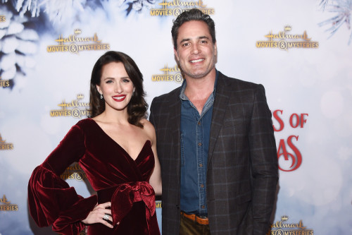 Shantel VanSanten 'splits from husband' Victor Webster