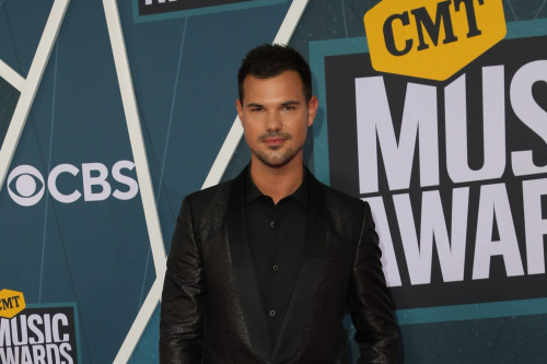 Taylor Lautner has supported Selena Gomez