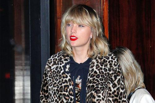 Taylor Swift helps pregnant fan buy house