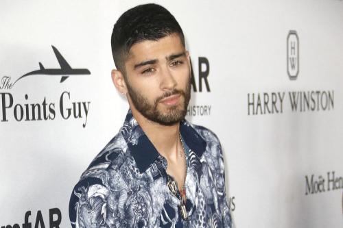 Zayn Malik Was Told To Quit One Direction By An Alien 