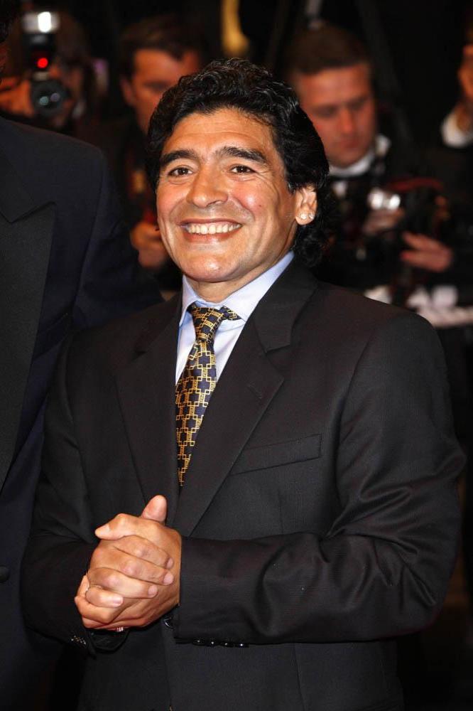 Argentina legend Maradona to sue video game PES 2017 makers Konami