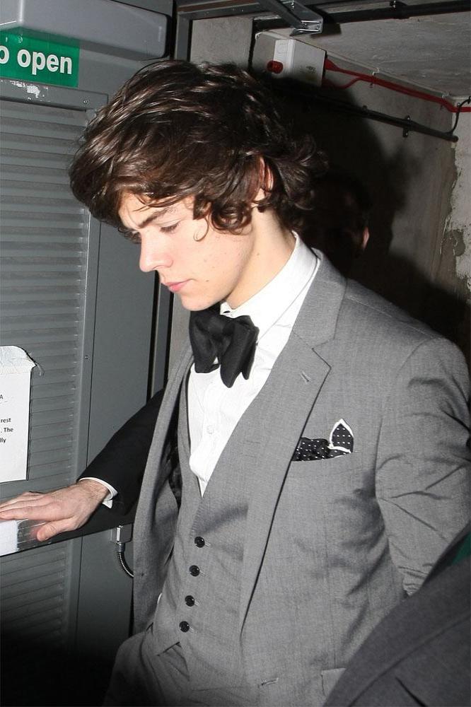 Harry Styles wearing bow tie after 2012 BRITs