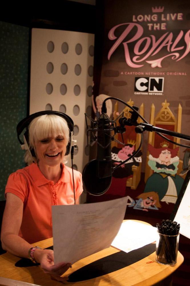 Jane Horrocks voicing Queen Eleanor in Long Live the Royals 