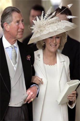 Philip Treacy promises extravagant hats at royal wedding