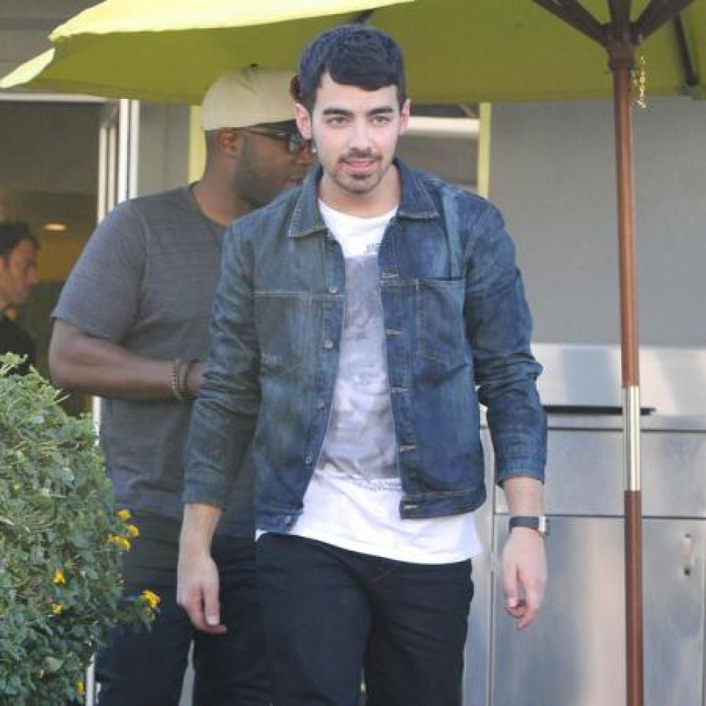 Joe Jonas