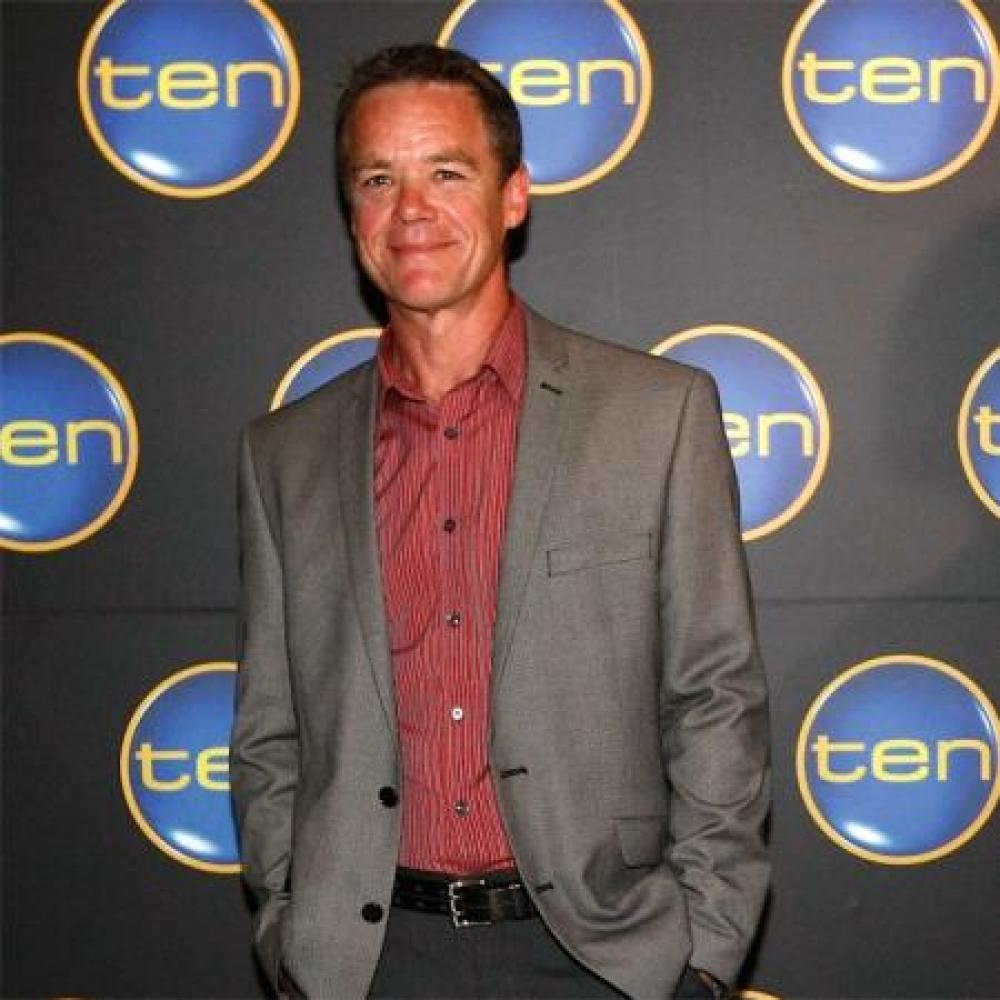 Stefan Dennis