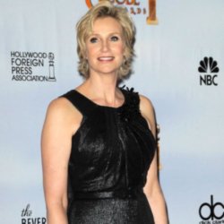 Jane Lynch knew she was gay at 12