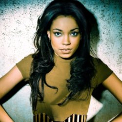 Dionne Bromfield