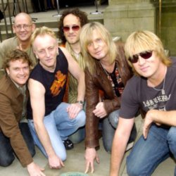 DefLeppard