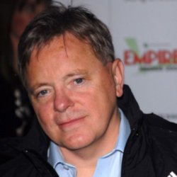 Bernard Sumner explains that there was a furious war-of-words