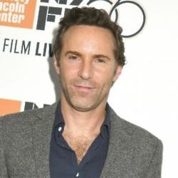 Alessandro Nivola