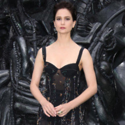 Alien: Covenant star Katherine Waterson has called on director Sir Ridlely Scott to finish the sci-fi trilogy