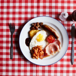 A full English breakfast makes a man more attractive