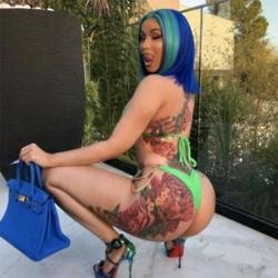 Cardi B (c) Instagram