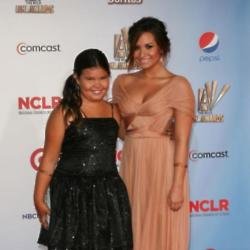 Demi Lovato with her sister Madison