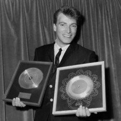 Frank Ifield has passed away at the age of 86