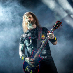 Gary Holt would much rather play records by Taylor Swift than heavy metal