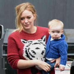 Hilary Duff keeps warm in her tiger face jumper