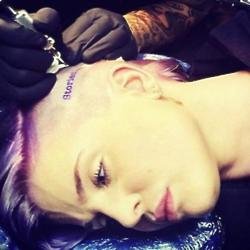 Kelly Osbourne's new tattoo (c) Instagram