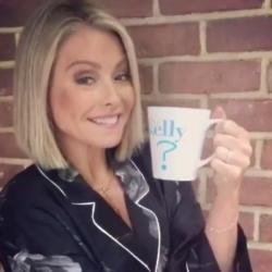 Kelly Ripa's Twitter video