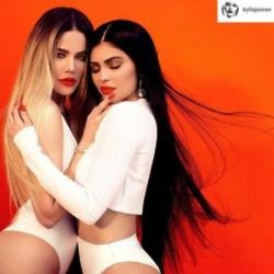 Khloe Kardashian and Kylie Jenner (c) Instagram 