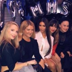 Kim Kardashian West and school friends (c) Instagram