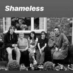 Lennon, Peggy, Molly Moorish, Gene, Paul and Liam Gallagher (c) Instagram 