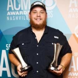 Luke Combs at the ACMs 