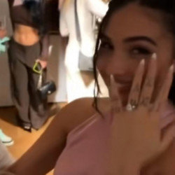 Mabel flashes diamond engagement ring from Preye Crooks