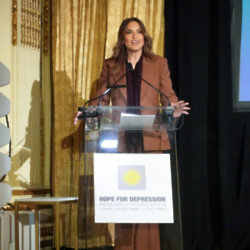 Mariska Hargitay at the Hope For Depression Research Foundation seminar