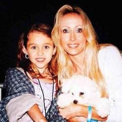 Miley Cyrus and mother Tish 