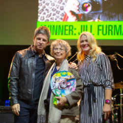 Noel Gallagher with Jill Furmanovsky and Edith Bowman at the Abbey Road Music Photography Awards