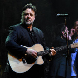 Russell Crowe is going to play at Glastonbury with his band Indoor Garden Party