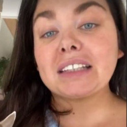 Scarlett Moffatt (c) Instagram