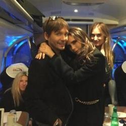 Victoria Beckham on the train (c) Twitter