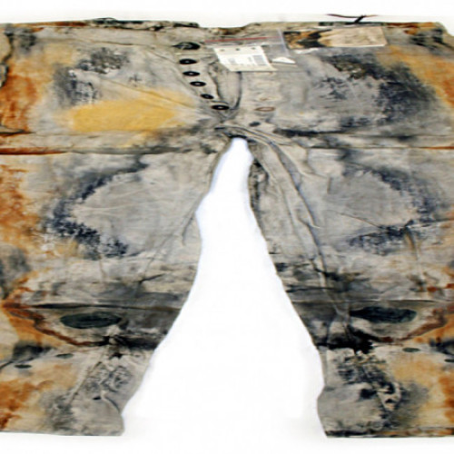 Pants Recovered From Shipwreck Sell for $114,000 at Auction - The