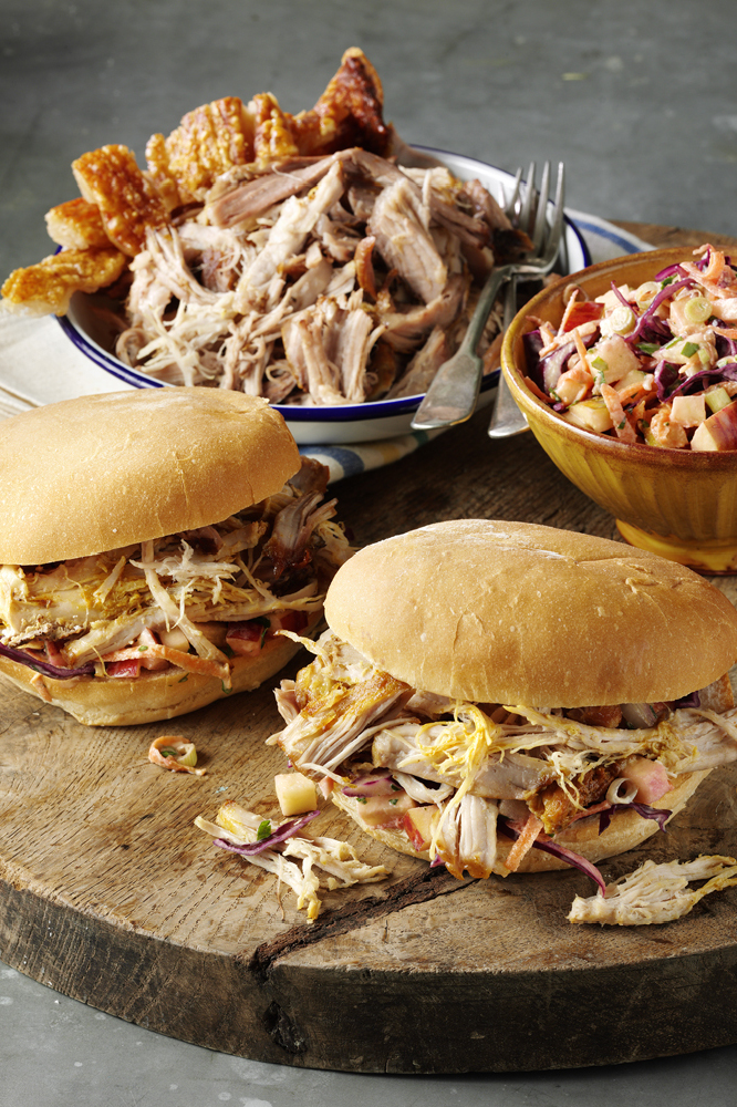 Carolina Pulled Pork with Apple and Coleslaw