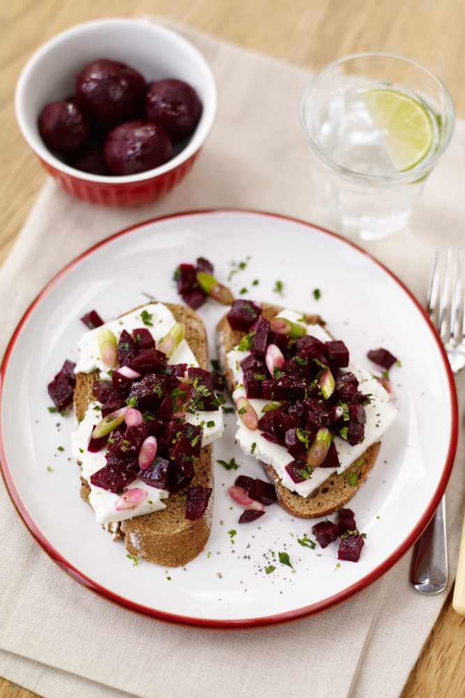 Juniperberry & Black Pepper Infused Beetroot Salsa