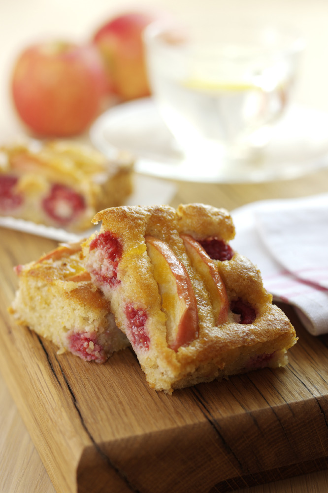 Pink Lady Apple, Raspberry And Almond Energy Bar