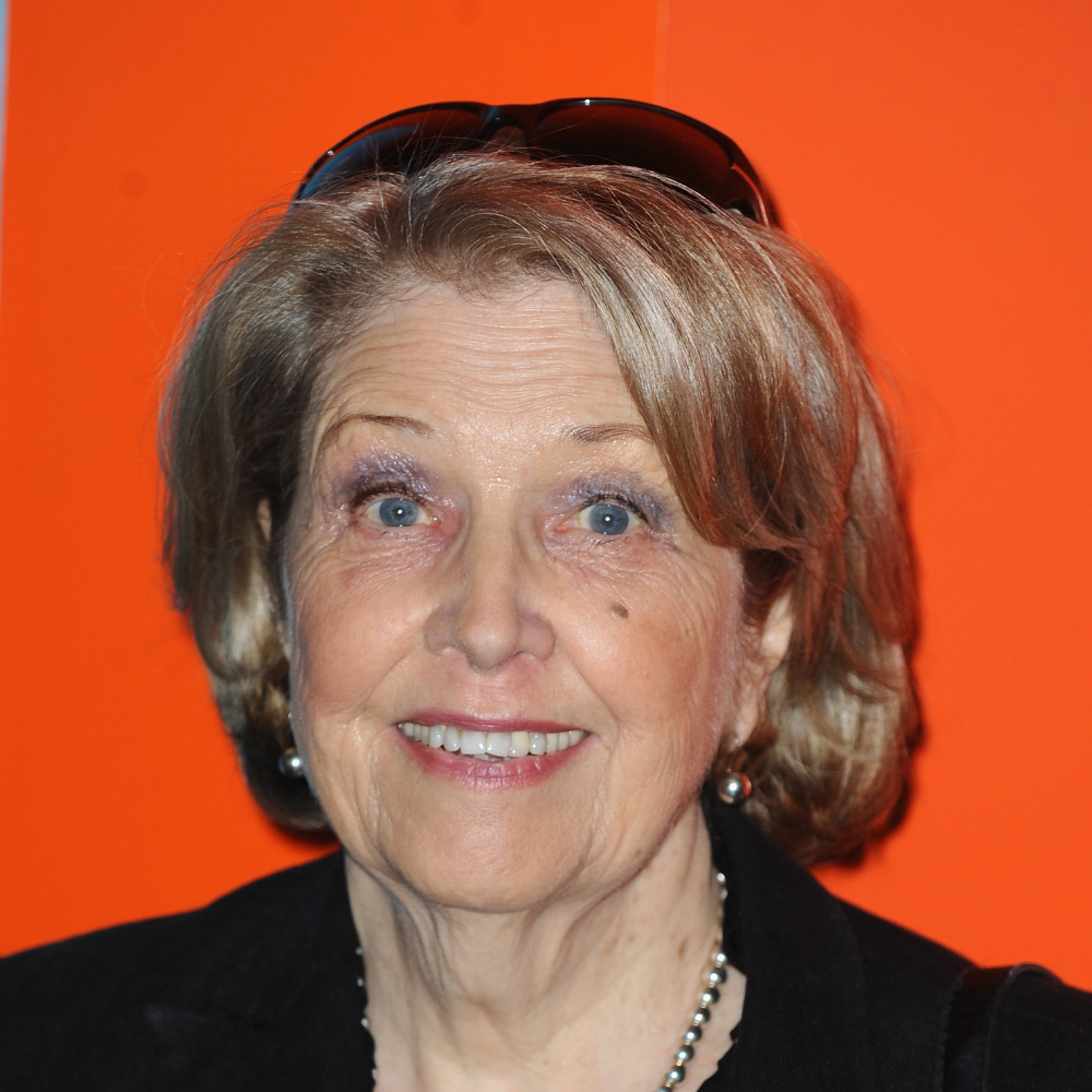 Anne Reid stars